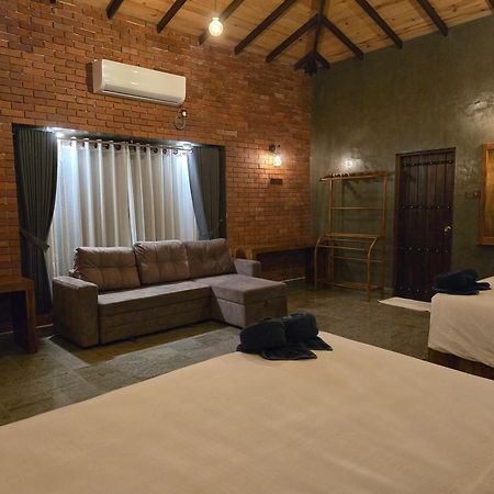 Ceylon Resort Wilpattu Esterno foto