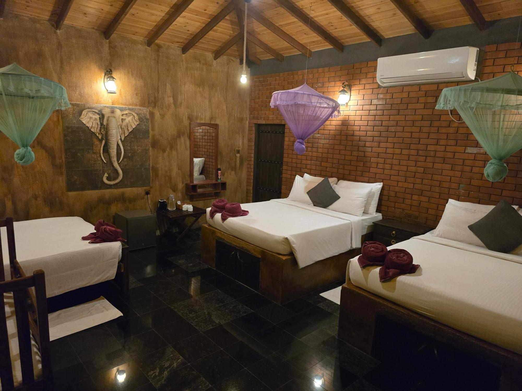 Ceylon Resort Wilpattu Esterno foto